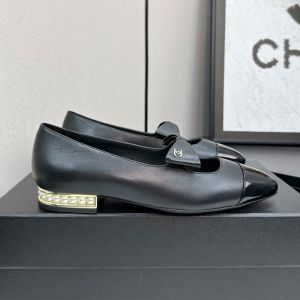 Chanel Bow Mary Janes with Pearls Heel Women in Lambskin and Patent Leather Black