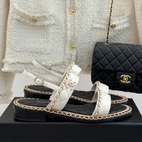Chanel G45670 Sandals with Woven Chain Logo Women in Quilted Lambskin White/Black