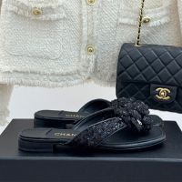 Chanel G46608 Camellia Thongs Slides with Strass Logo Women in Sequins Black