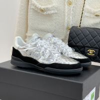 Chanel G46744 Sneakers Women in Laminated Lambskin and Suede Silver