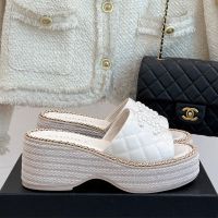 Chanel Platform Slides with Pearls Logo and Woven Chain Women in Quilted Calfskin White